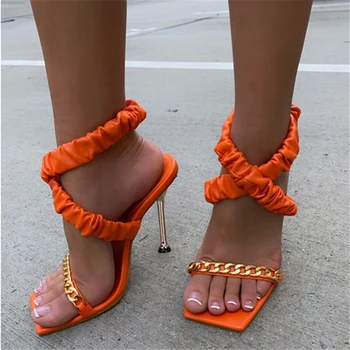 Senhoras de salto alto Dedo do pé Aberto de Metal Decorativos Salto Alto 2022 Mulheres, as Sandálias de Verão de Moda de Nova Plissado Sandálias Zapatos Mujer